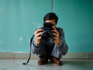 nuevo liderazgo en vox julia calvet asume el mando 1766509554