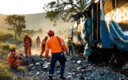 tragedia en cordoba descarrilamiento de dos trenes deja multiples victimas mortales 1768785063